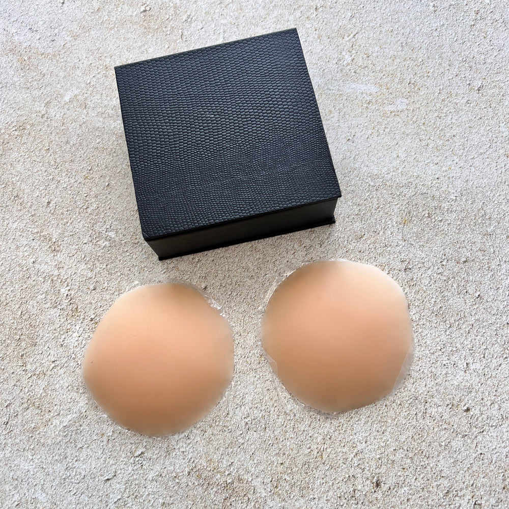 
                      
                        Waterproof Silicone Nipple covers
                      
                    